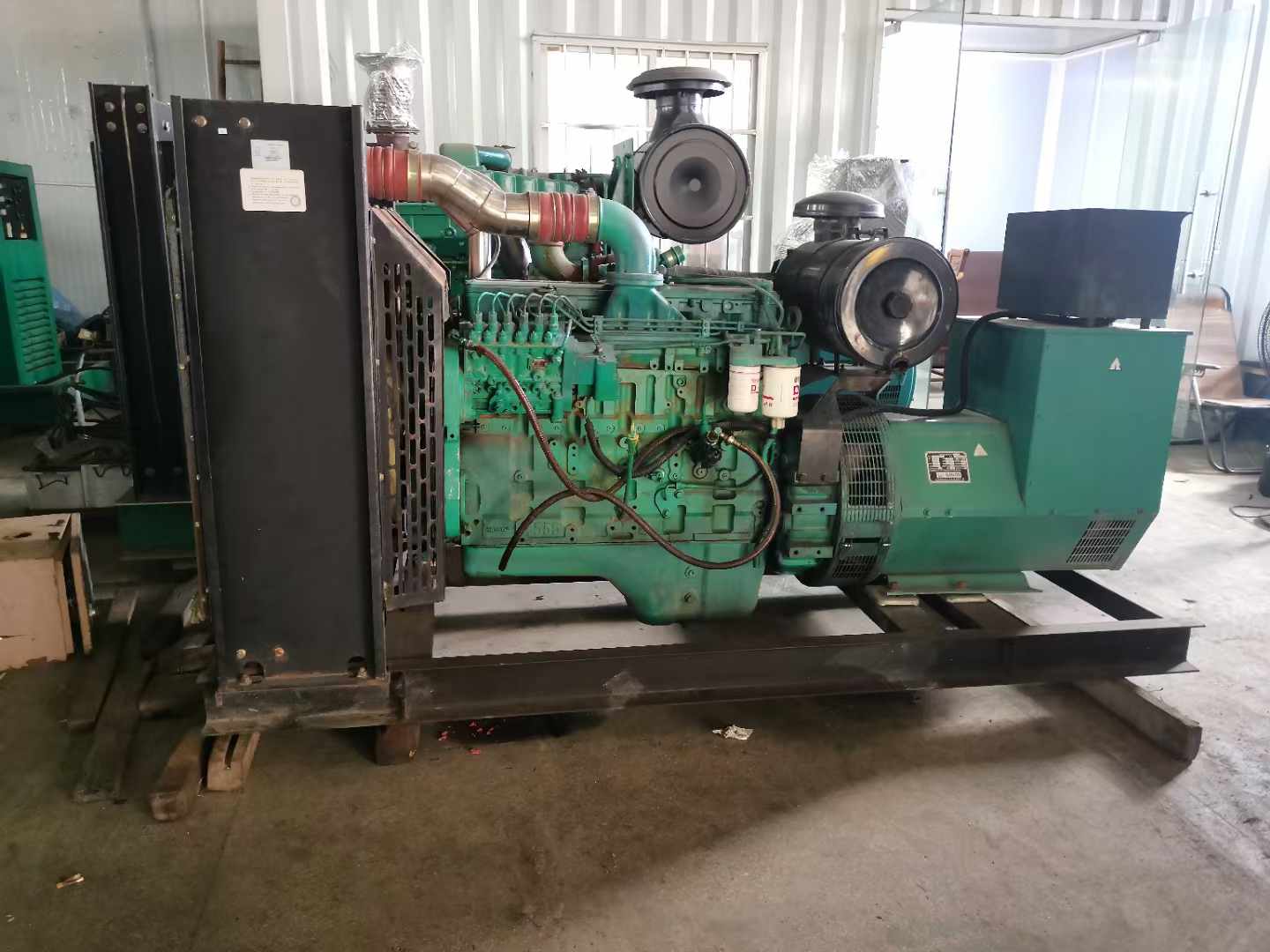 沿河发电机租赁如何确定电缆的承载电流是否在安全范围内？