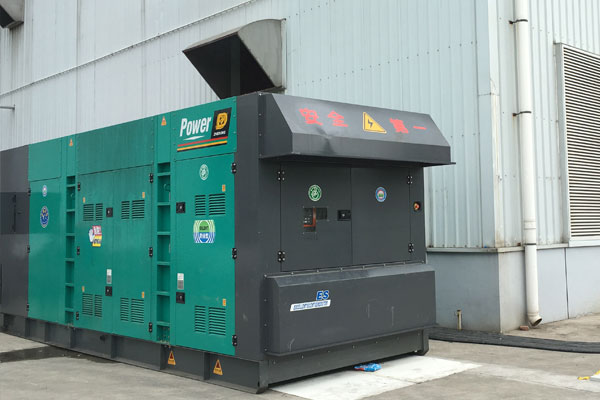 沿河燃油滤清器的更换流程是怎样的？