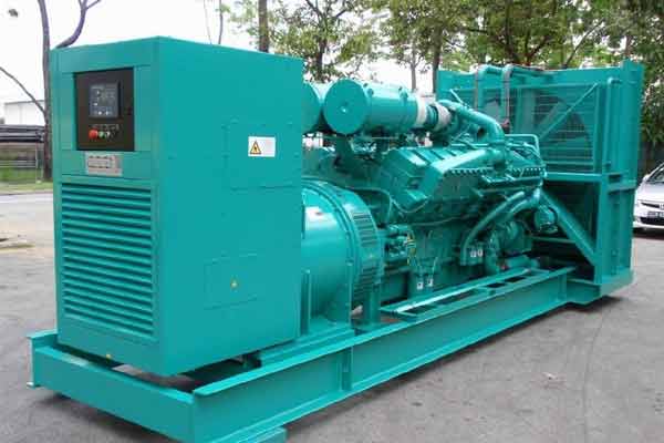 沿河柴油发电机组电压不稳定怎样维修？