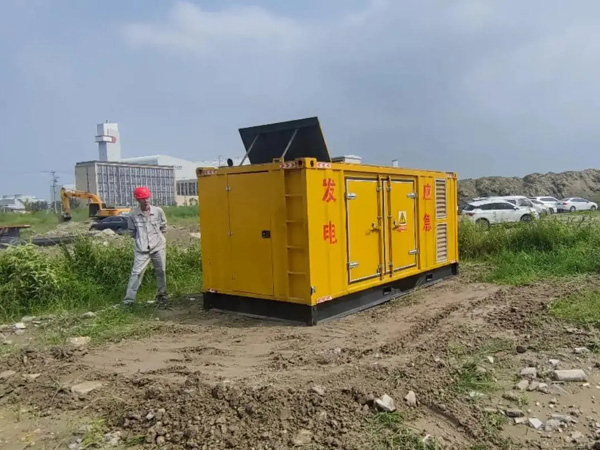 沿河200KW柴油发电机机组每小时的油耗量受哪些因素影响？